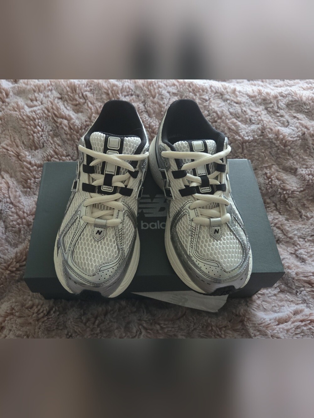 New Balance White and Black Athletic Lace-Up Trainers